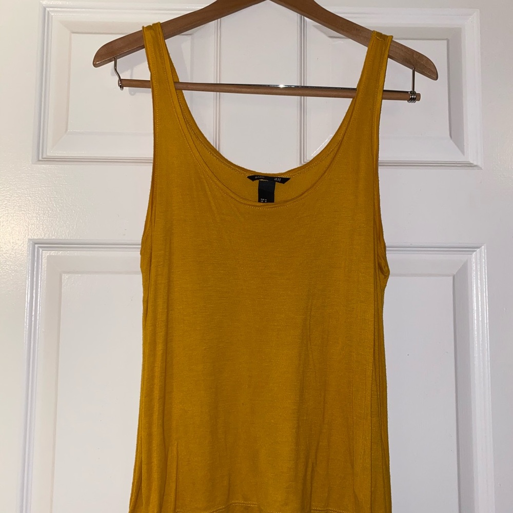 H&M Tank - Picture 2 of 3